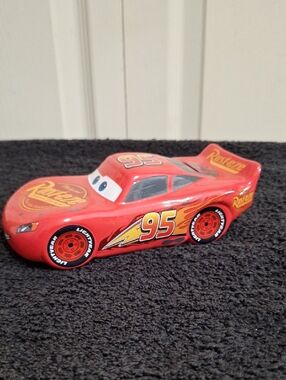 Disney Pixar Rust-eze Lightning McQueen Ceramic Piggy Bank